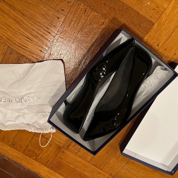 Stuart Weitzman designer black Patent Kitten-Heel Pumps size 10 - Picture 1 of 11